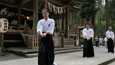 居合
