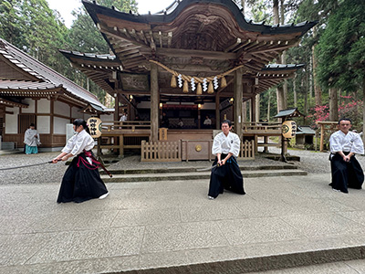 居合