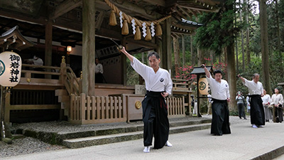 居合