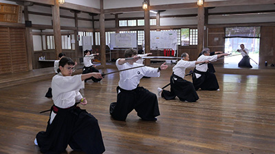 居合