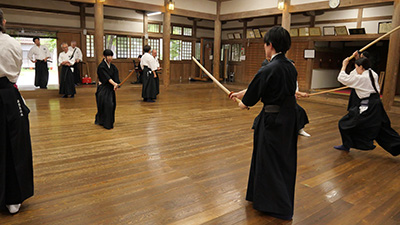 居合